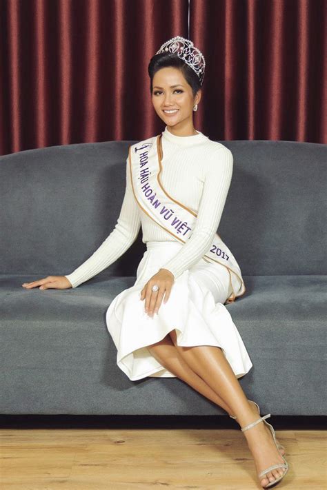 Nh Ng H Nh Nh P Kh Qu N A H Hen Ni T I K T Ch Top Miss Universe T Bikini T I M