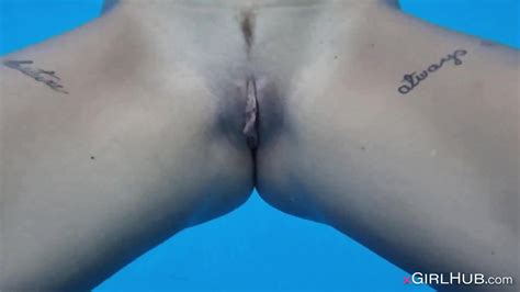 Amateur Model Swimming Naked