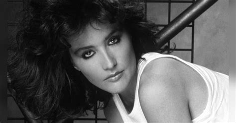 5 Times Author Robyn Bernard's Net Worth Skyrocketed