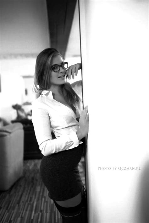 Sexy Secretary In Glasses Porn Pic