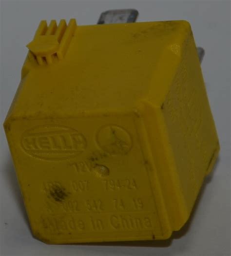 Mercedes W204 Relay A0025427419 Hella 4RD007794-24 12V Original | eBay