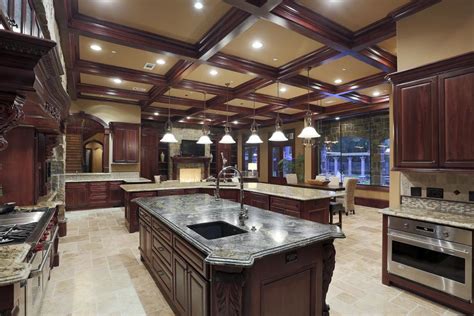 Unbelievable Kitchens In Mansions