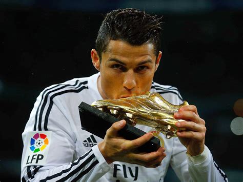 How Cristiano Ronaldo spends his money - Business Insider