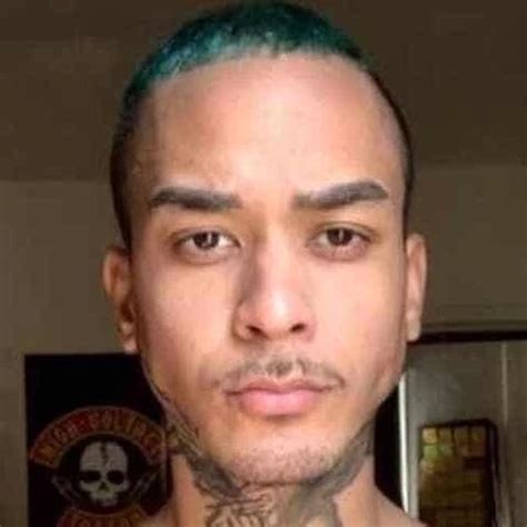 Hairy Daddy Lance Charger Barebacks Submissive Jock Badkid Gay Bareback Bareback Porn XHamster