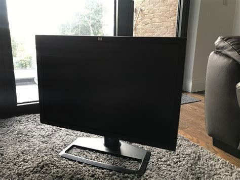 HP 30 inch computer monitor | in Hammersmith, London | Gumtree