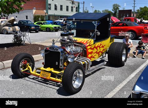 A Custom Hot Rod T Bucket On Display At A Car Show Stock Photo Alamy