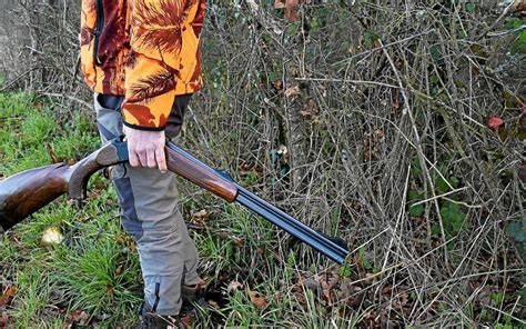 À La Feuillée un chasseur blessé par lexplosion de son fusil lors d