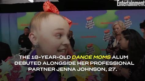 Jojo Siwa And Her Dancing With The Stars Partner Make History As Show S First Same Sex Couple