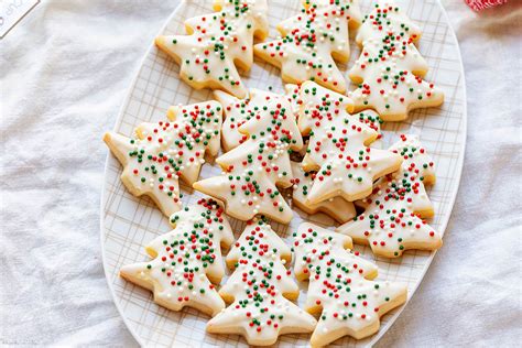 Shortbread Christmas Cookies Recipe — Eatwell101