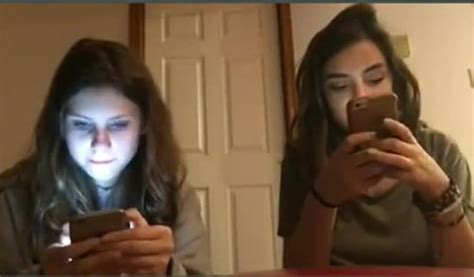 Girl With Huge Boobs Embarrasses Her Friends On Periscope Porn Videos