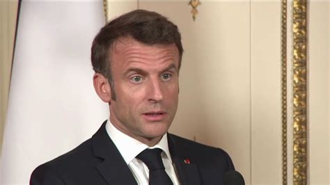 Réforme des retraites Emmanuel Macron chahuté aux Pays Bas