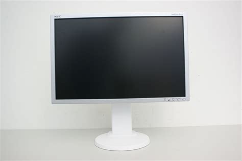 NEC Multisync E222W - Schicker 22-Zoll-TFT mit tollem Bild