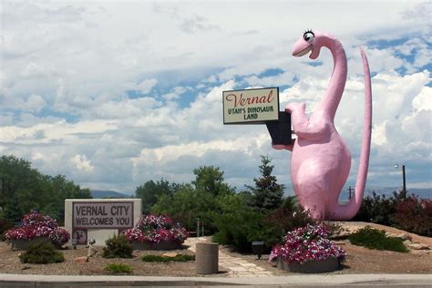 Vernal City Welcomes You Utah S Dinosaur Land Vernal Ui Flickr