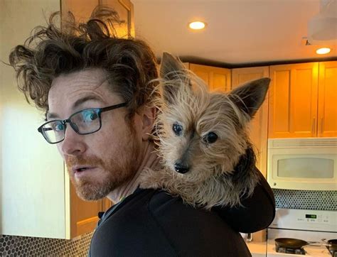 Social media tributes pour in for the legendary actor Bert Convy today 6