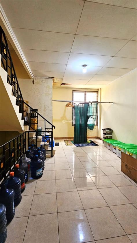 Dijual Ruko Murah Strategis Kondisi Tersewa LT100m2 LB145m2 Kota