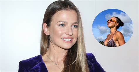 Anna Lewandowska chwali się ciałem w bikini Od samego patrzenia robi się gorąco Przegląd