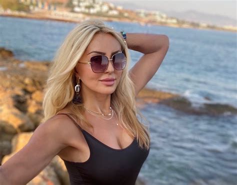 Teresa Werner Pozuje W Sk Pym Bikini Na Wakacjach Gwiazda L Skich Hot Sex Picture