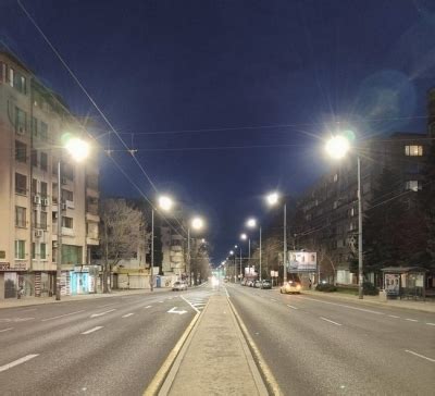 Нови енергоспестяващи лампи осветяват Монтана и селата от общината