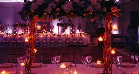 10 Stunning Wedding Flower Stage Decoration Ideas