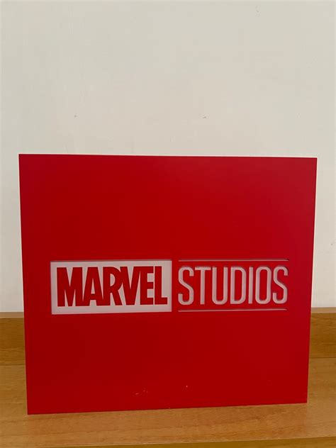 Hot Toys Marvel 燈箱 Marvel Studios Light Box 傢俬家居 燈飾及風扇 燈飾 Carousell