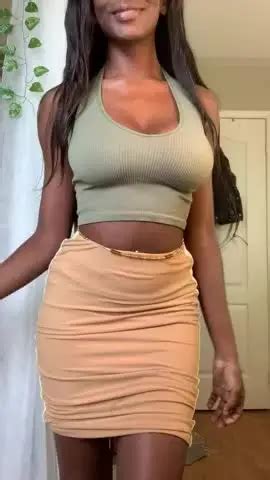 I Love How My Tits Bounce Scrolller