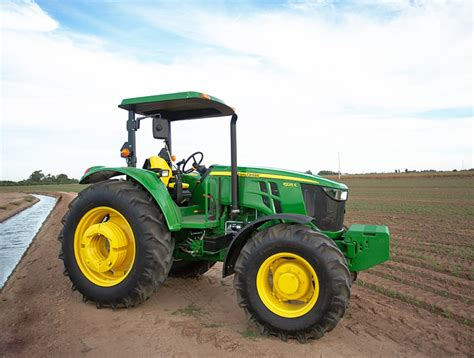 Kurosu Cia S A Tractor 6125E 123 Hp Serie 6E John Deere LA