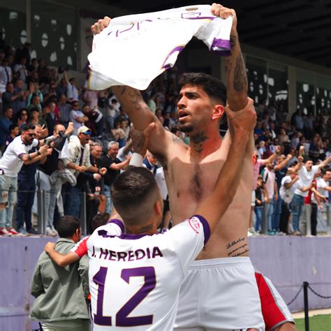 El sueño del ascenso directo sigue vivo | Ideal