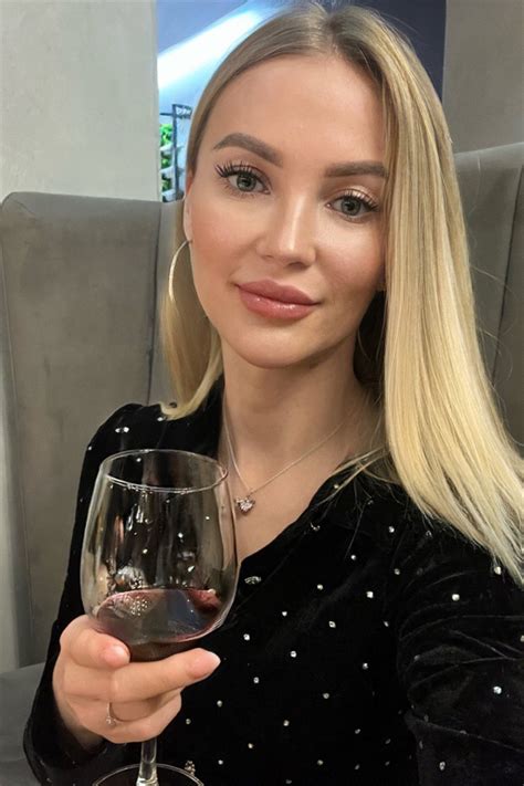 Cute Elena 39 Y O From Kiev With Blonde Hair ID 123872 LadaDate