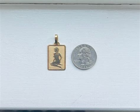 Vintage K Gold Zodiac Virgo Naked Woman Square Pend Gem