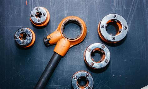 ultimate  step pipe threading guide  plumbing  gas work