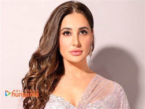Nargis Fakhri Wallpapers Nargis Fakhri 3 30 Bollywood Hungama