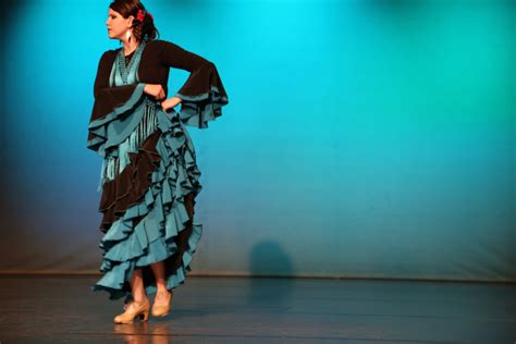 Sew Flamenco Dance Costumes - Flamenco Dressmaking