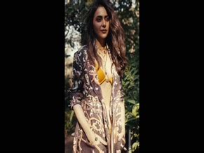 Rakul Preet Singh Bikini Glimpse Video Clip AZNude