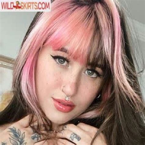 Felline Suicide Nude Leaked Photos And Videos WildSkirts