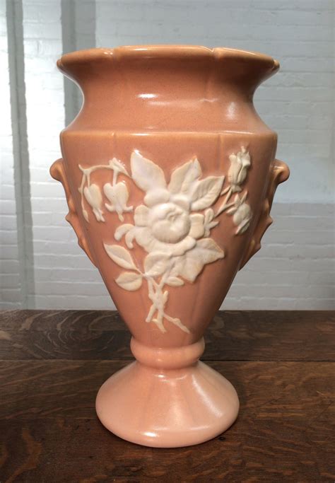 Vintage Weller Pottery Vase Urn Peach By Expvintagehome