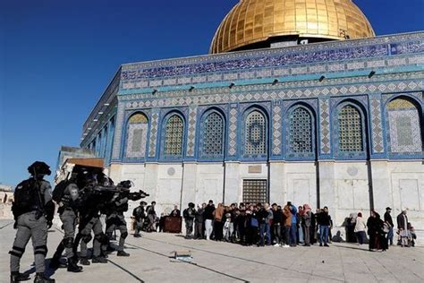 Polisi Israel Tembak Mati Pria Palestina Di Pintu Masuk Masjid Al Aqsa