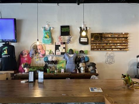 Naked Iguana Brewery Updated July Photos Reviews Strand Galveston