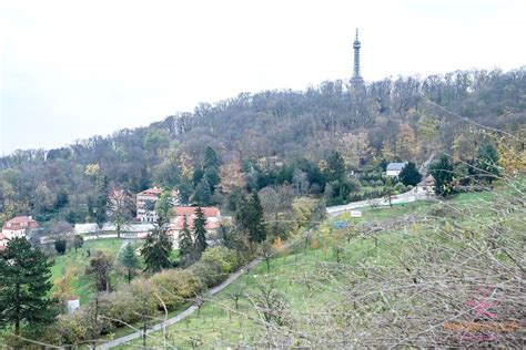 Petřín Uitkijktoren Praag #praag #praha #praque | Reizen, Praag, Praag ...