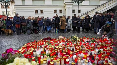 Schusswaffenangriff In Prag Staatstrauer In Tschechien Nach Bluttat An