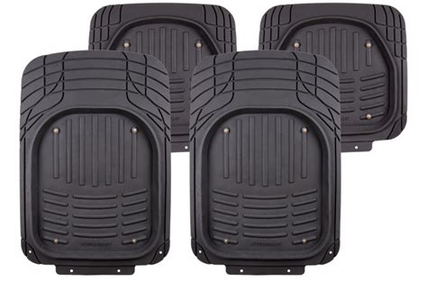 Коврики для автомобиля: особенности выбора