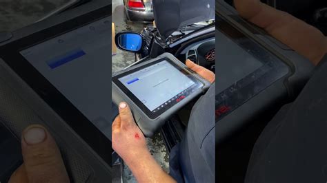 Resetting Bmw Oil Service With Autel Vehicle Scanning Tool Youtube