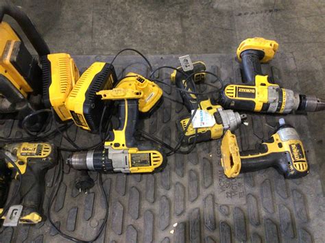De Walt Cordless Power Tools Auction 0070 8016540 Grays Australia