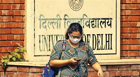 Covid 19 Delhi University Resumes Offline Classes Check Guidelines To