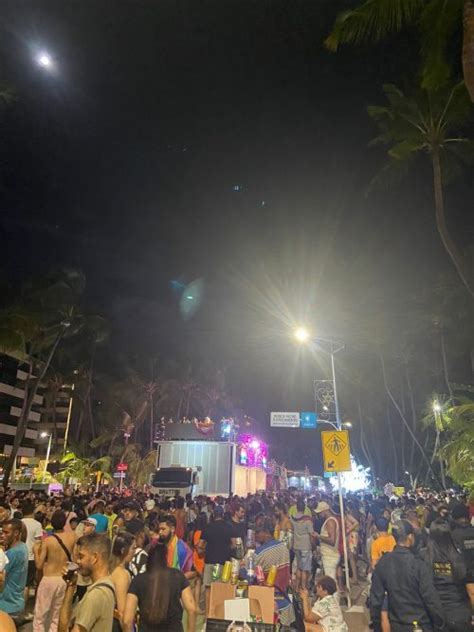 Em Meio A Guerra Judicial A Parada Gay Ganha E Desfila Na Orla De Macei Assim