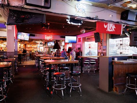 18 Iconic Seattle Dive Bars - Seattle - The Infatuation