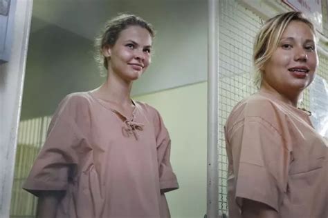 Russian Sex Guru With Escort Who Exposed Putin Banned Over Seduction Classes Daily Star