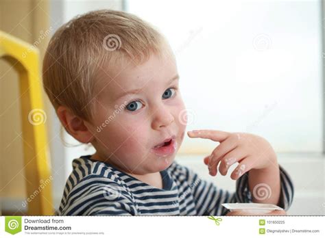 Funny Babe Blondes Licks Finger With Yogurt Stock Image Image Of Mouth Licks 101650225