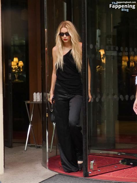 Gigi Hadid Aaliyahhadid Nude OnlyFans Leaks The Fappening Photo FappeningBook