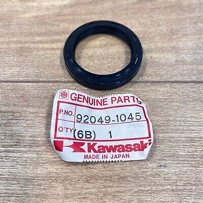 NEW KAWASAKI NOS OEM FRONT FORK OIL SEAL 92049 1045 ZX1000 KZ1000