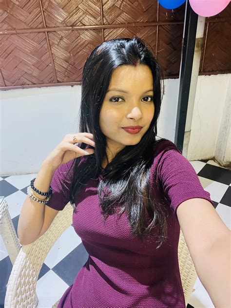 Tina Nandy (@tina_ourstory) • Instagram photos and videos